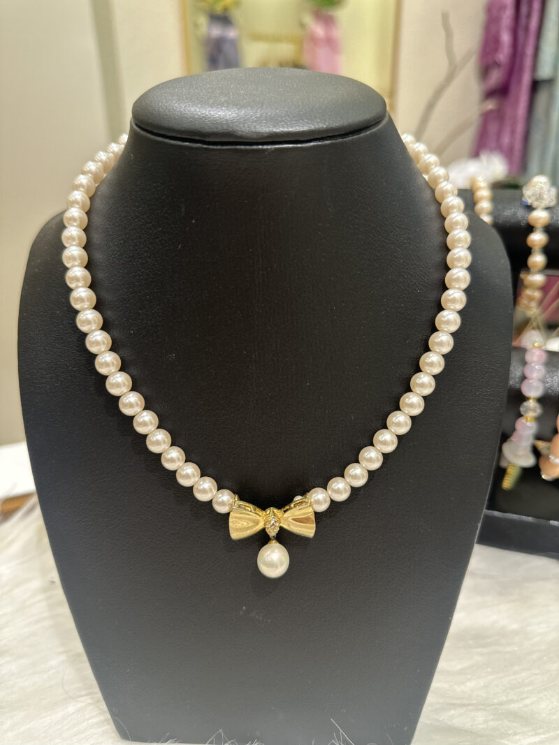 Chuỗi đá 03