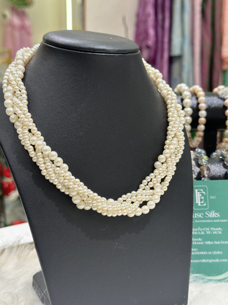 Chuỗi đá 05