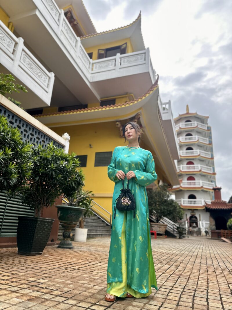Áo dài Tre Xanh