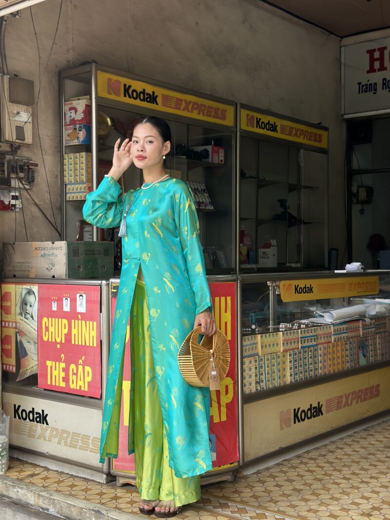 Áo dài Tre Xanh