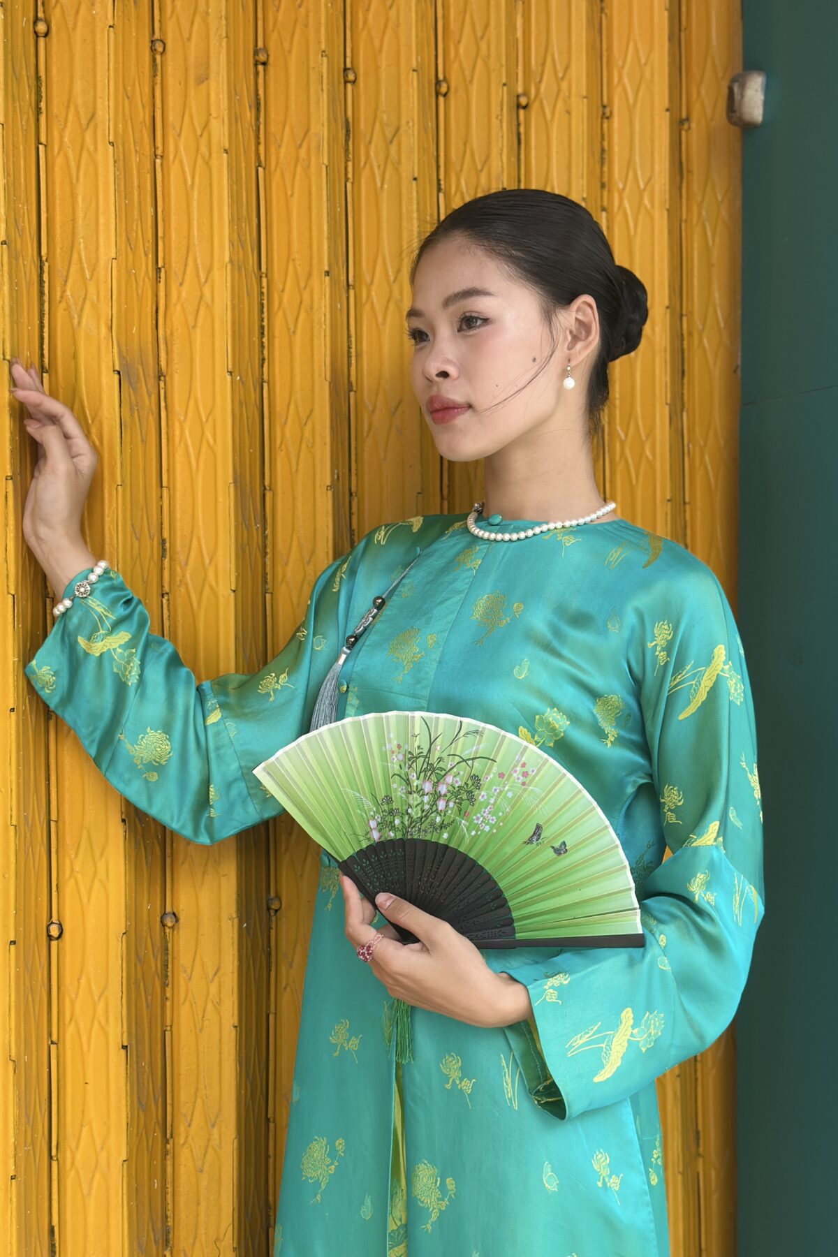 Áo dài Tre Xanh