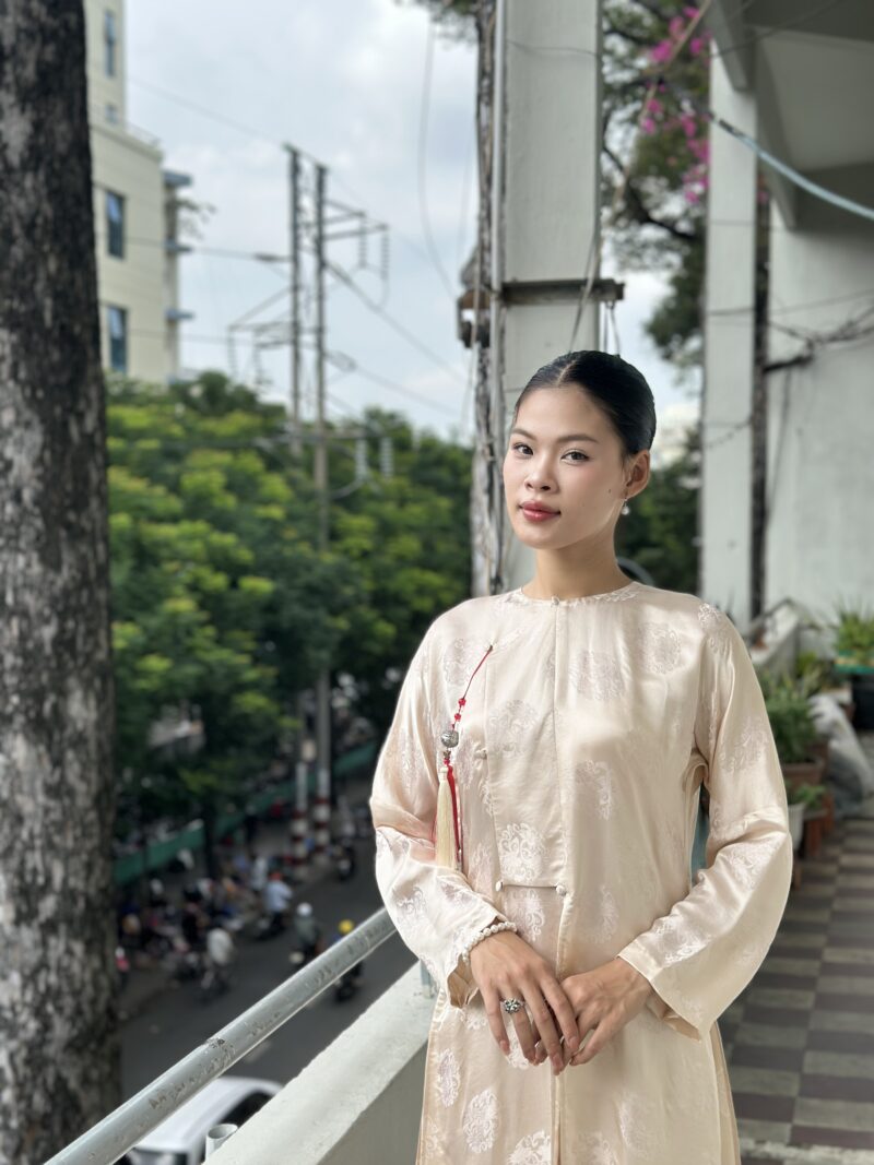 Áo dài Sương Sớm