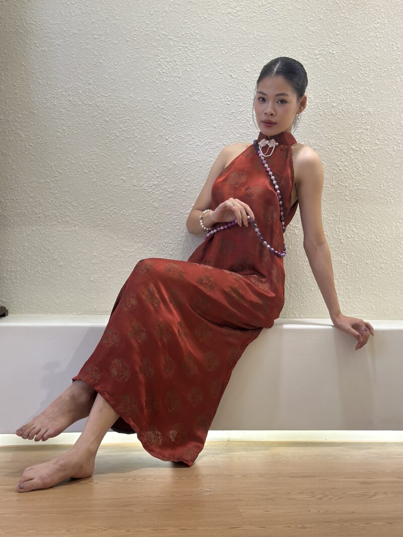 Áo Yếm Trầm Liên