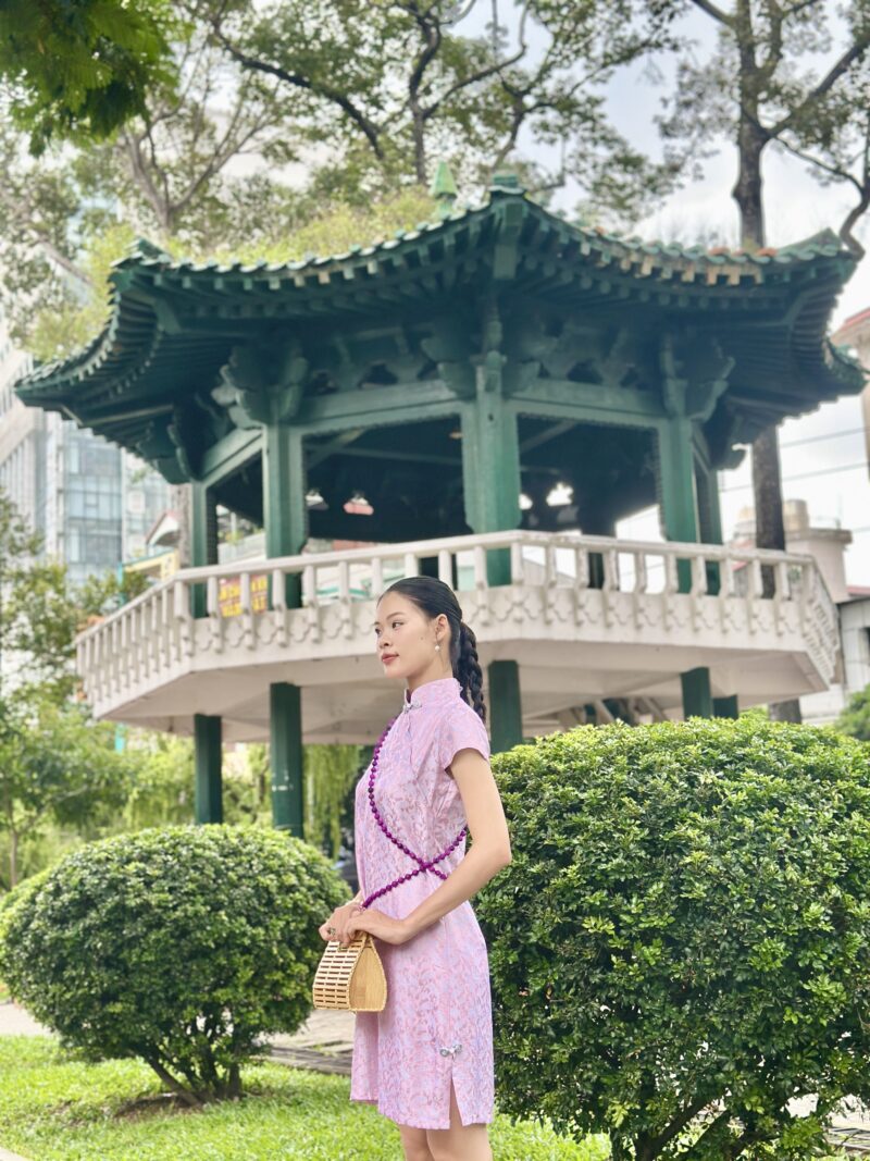 Đầm Liên Y