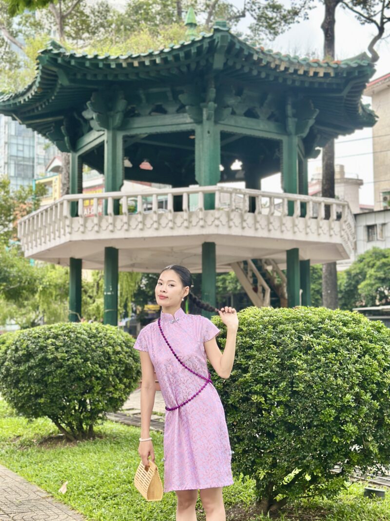 Đầm Liên Y