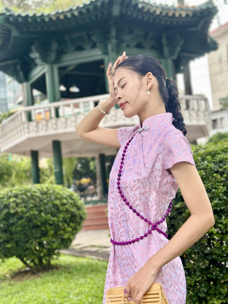 Đầm Liên Y