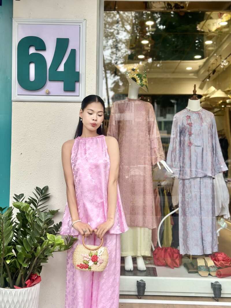 Áo Yếm Ngây Thơ
