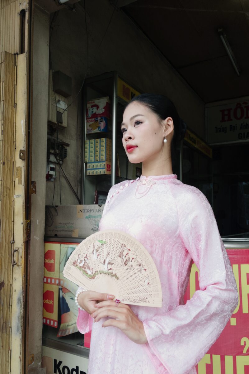Áo dài Phấn Loang