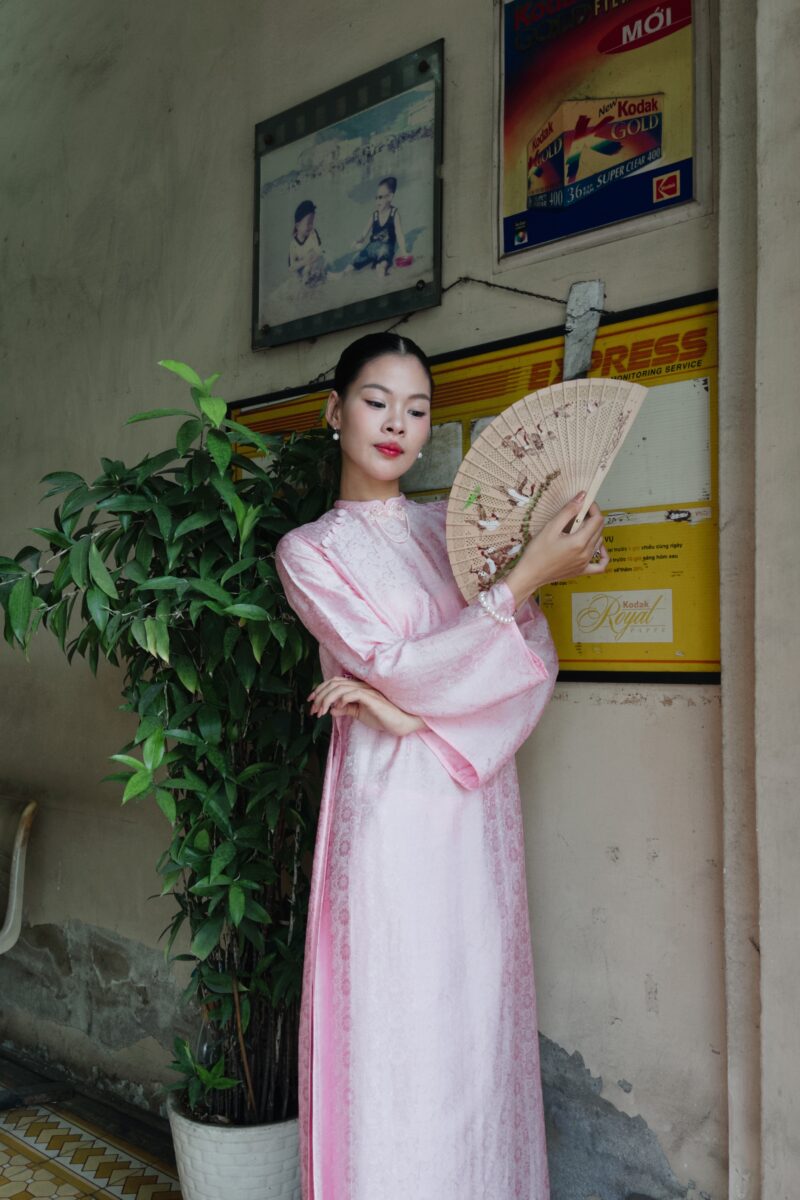 Áo dài Phấn Loang